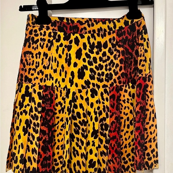 Brand New Versace x H&M Leopard Gold-Tipped Pleated Mini Skirt Sz 8/38 - Picture 2 of 3